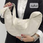 کیف دوشی و کراس‌بادی زنانه چرم شرانگ طرح هلالی - تصویر 3